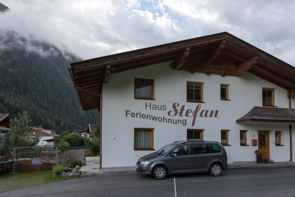Haus Stefan Apartment Нойщифт им Щубайтал Екстериор снимка
